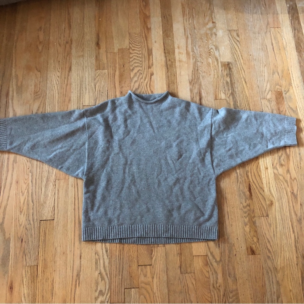 James Street Co funnel/mock neck sweater